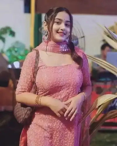 Call Girls Pandhurna Cash On Delivery
